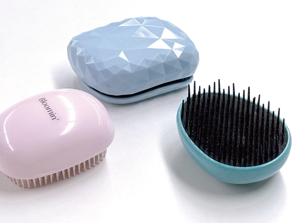 コンパクトヘアブラシ 化粧雑貨 化粧雑貨OEM 化粧品OEM メイクブラシOEM メイクスポンジOEM つけまつげOEM ネイルグッズOEM ヘアケアOEM 取引実績豊富